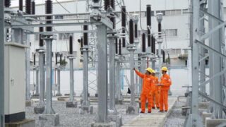 Tăng giá bán lẻ điện bình quân thêm 4,8%