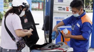 Xăng là mặt hàng thiết yếu, không nên đánh thuế tiêu thụ đặc biệt